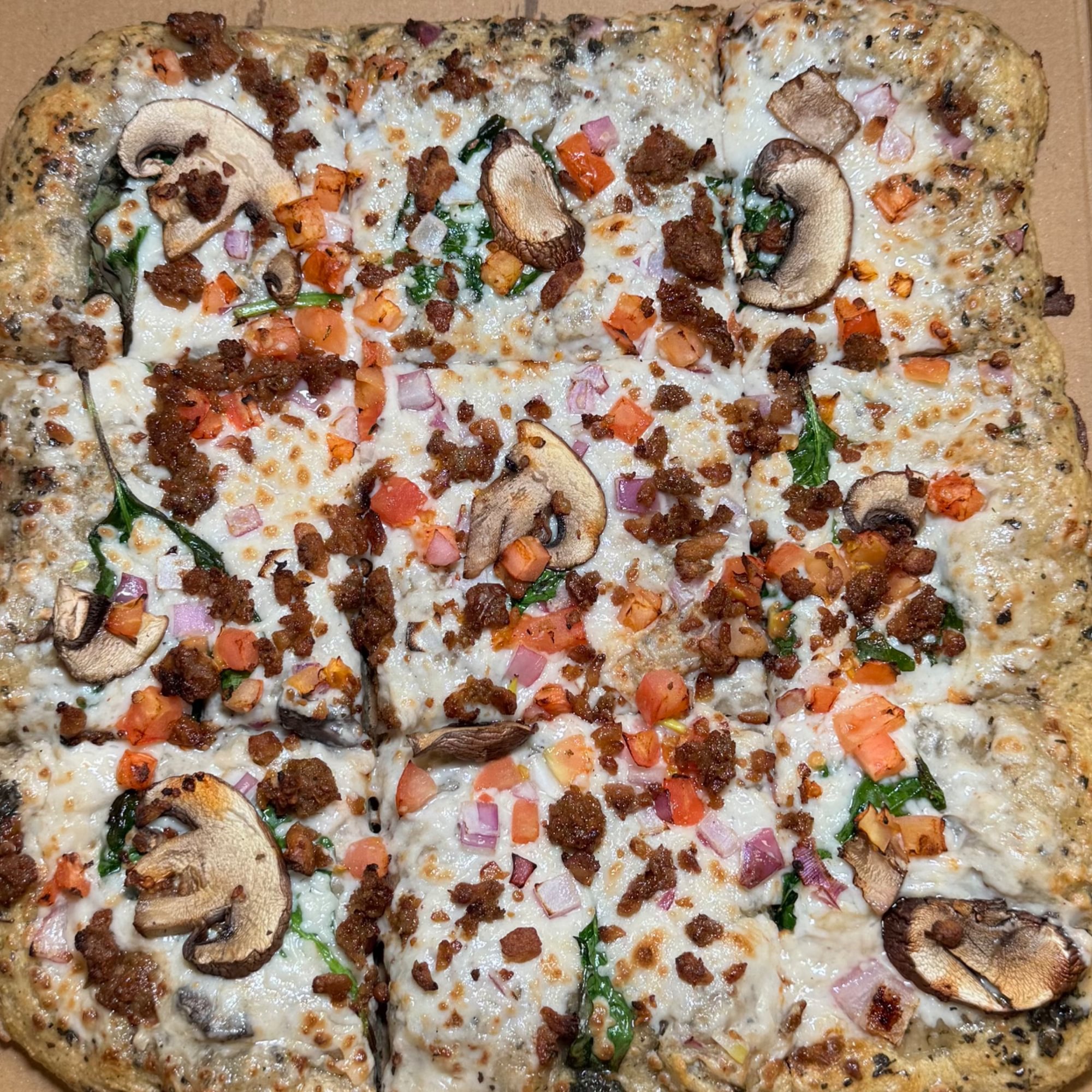 Detroit Style Alfredo Pizza