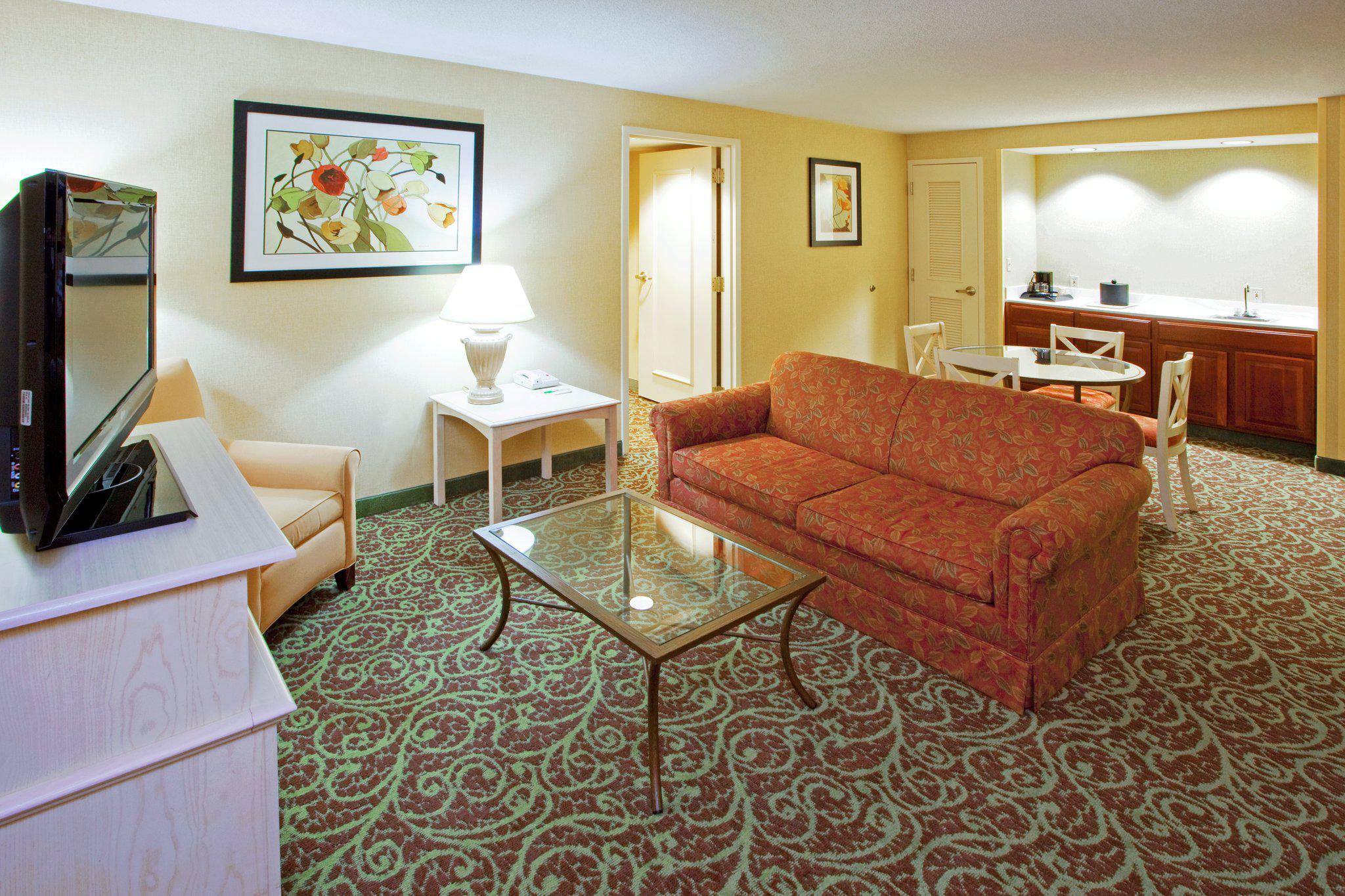 Holiday Inn Chantilly-Dulles Expo (Arpt) Photo