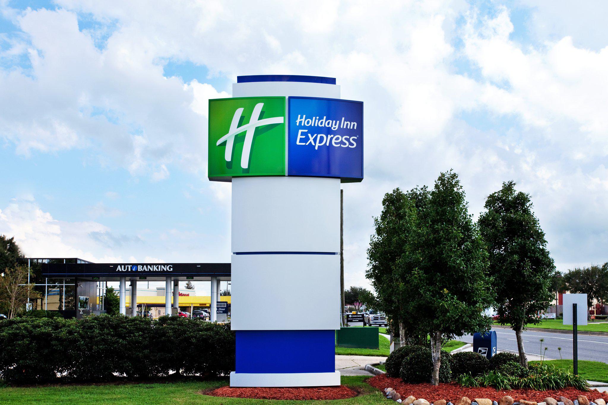 Holiday Inn Express Harvey-Marrero Photo