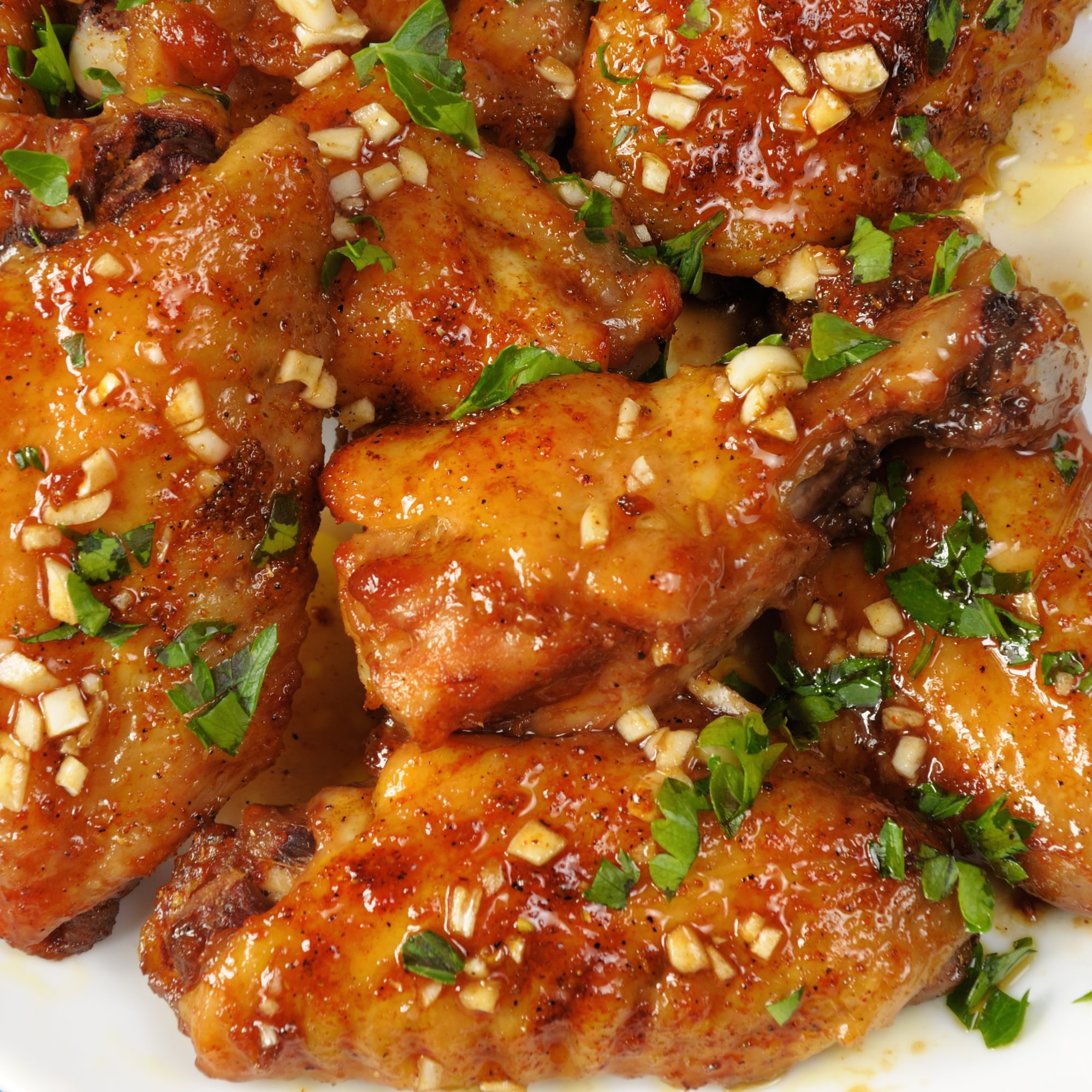 19. Cánh Gà Chiên Bơ – Garlic Butter Wings