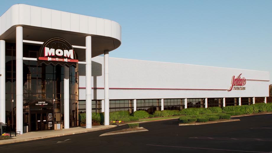 Jordan's Furniture Avon, MA Image