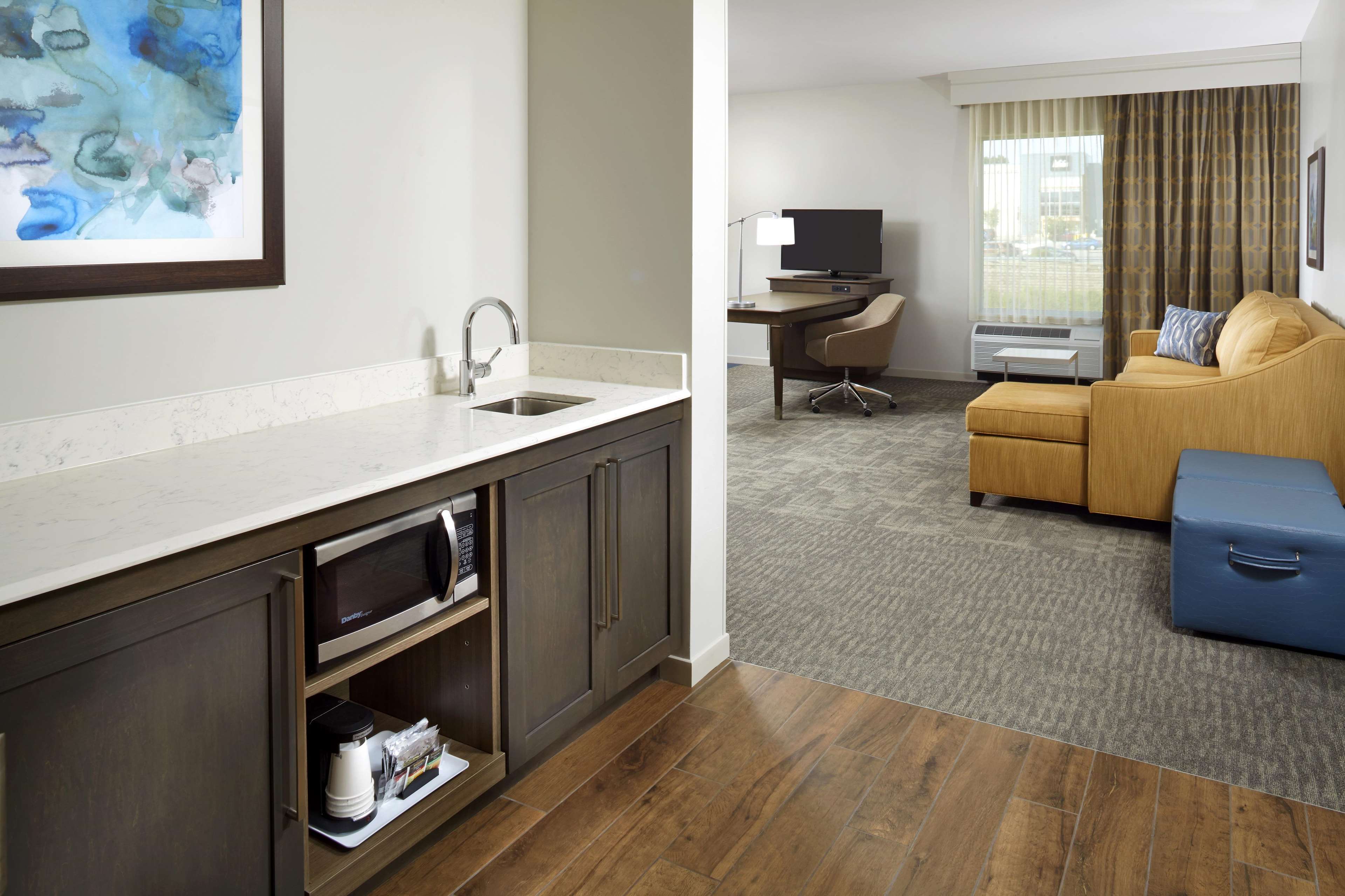 Hampton Inn & Suites Pittsburgh Airport South–Settlers Ridge Photo