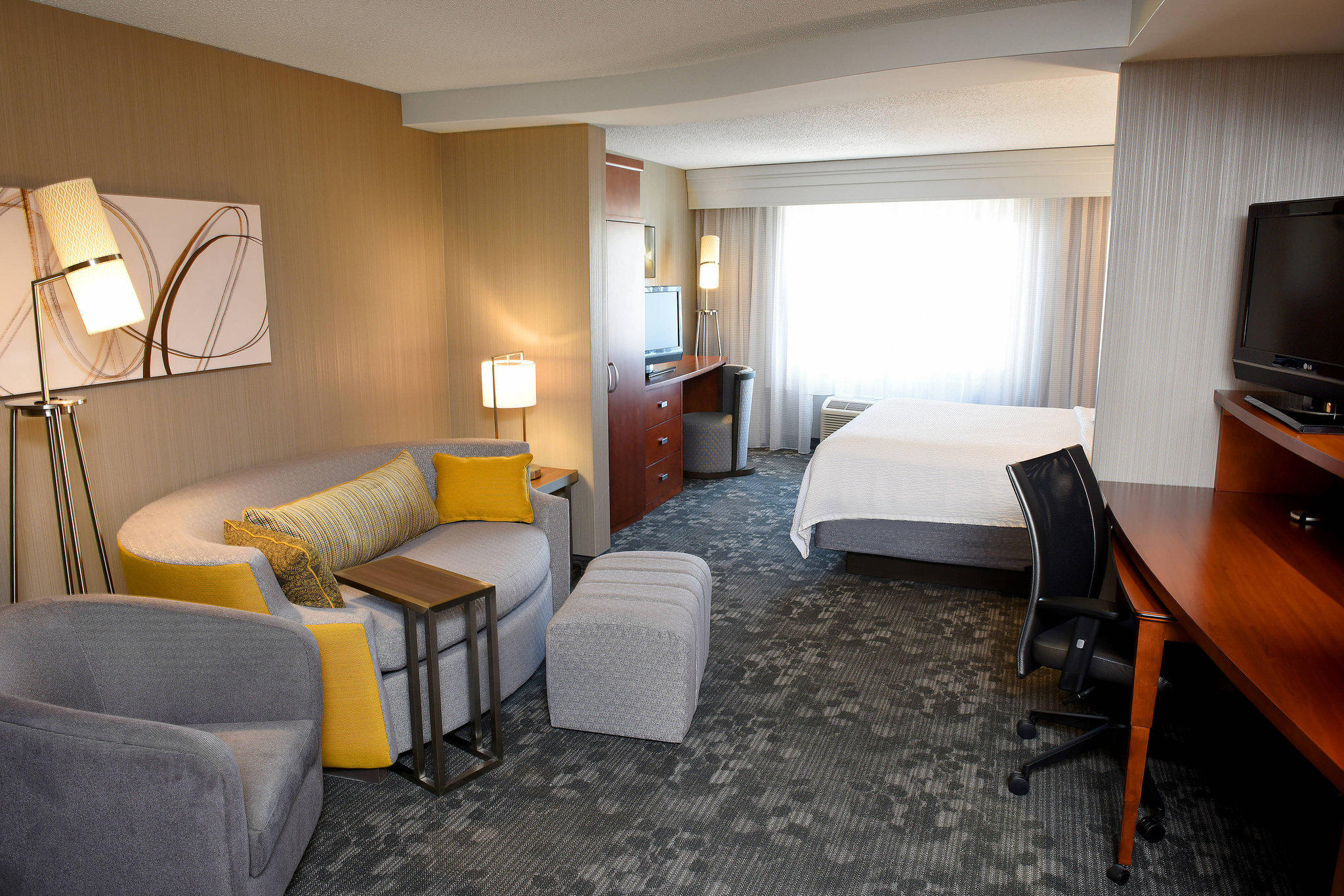 Courtyard by Marriott Sioux Falls Photo