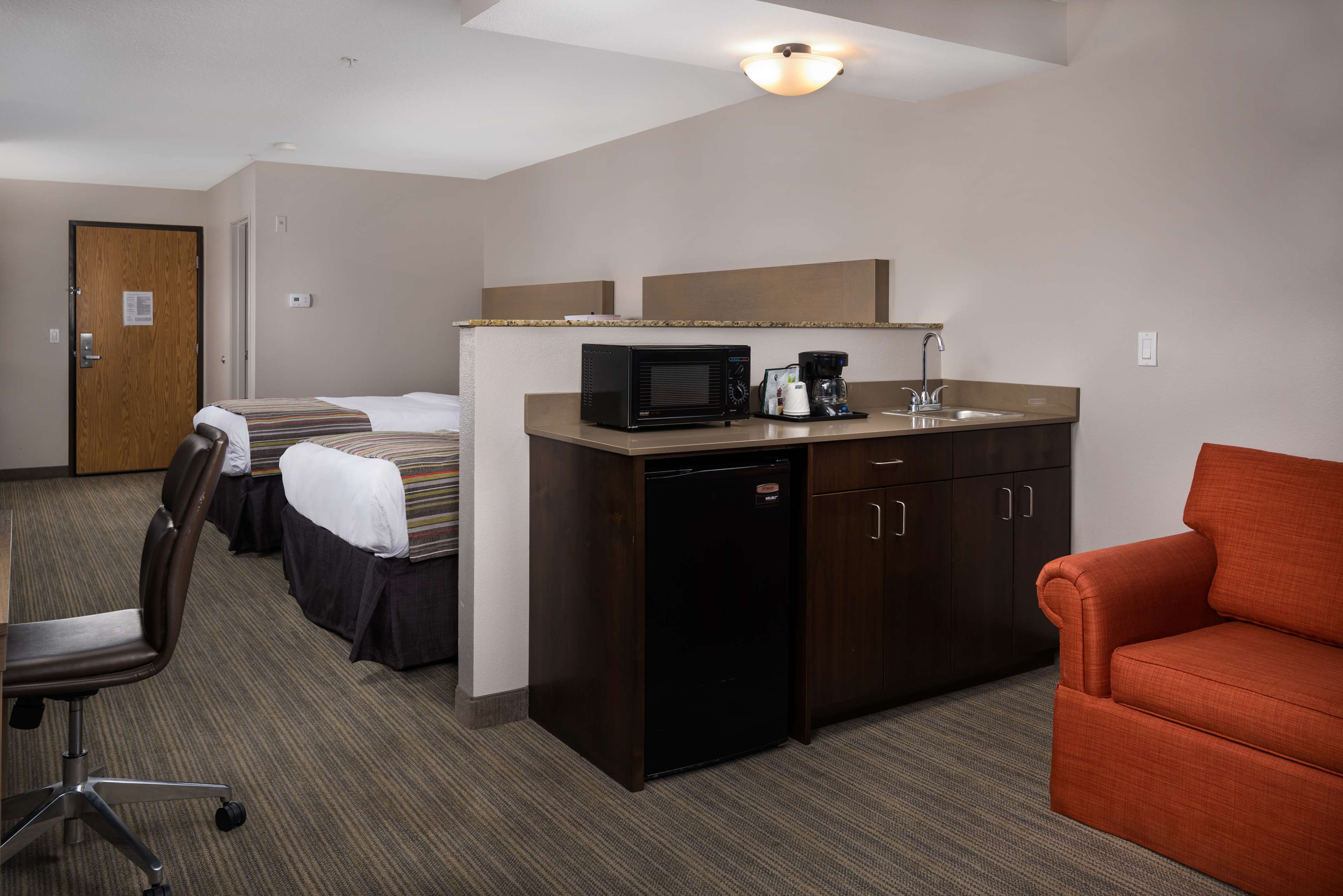 Country Inn & Suites by Radisson, Portland International Airport, OR Photo