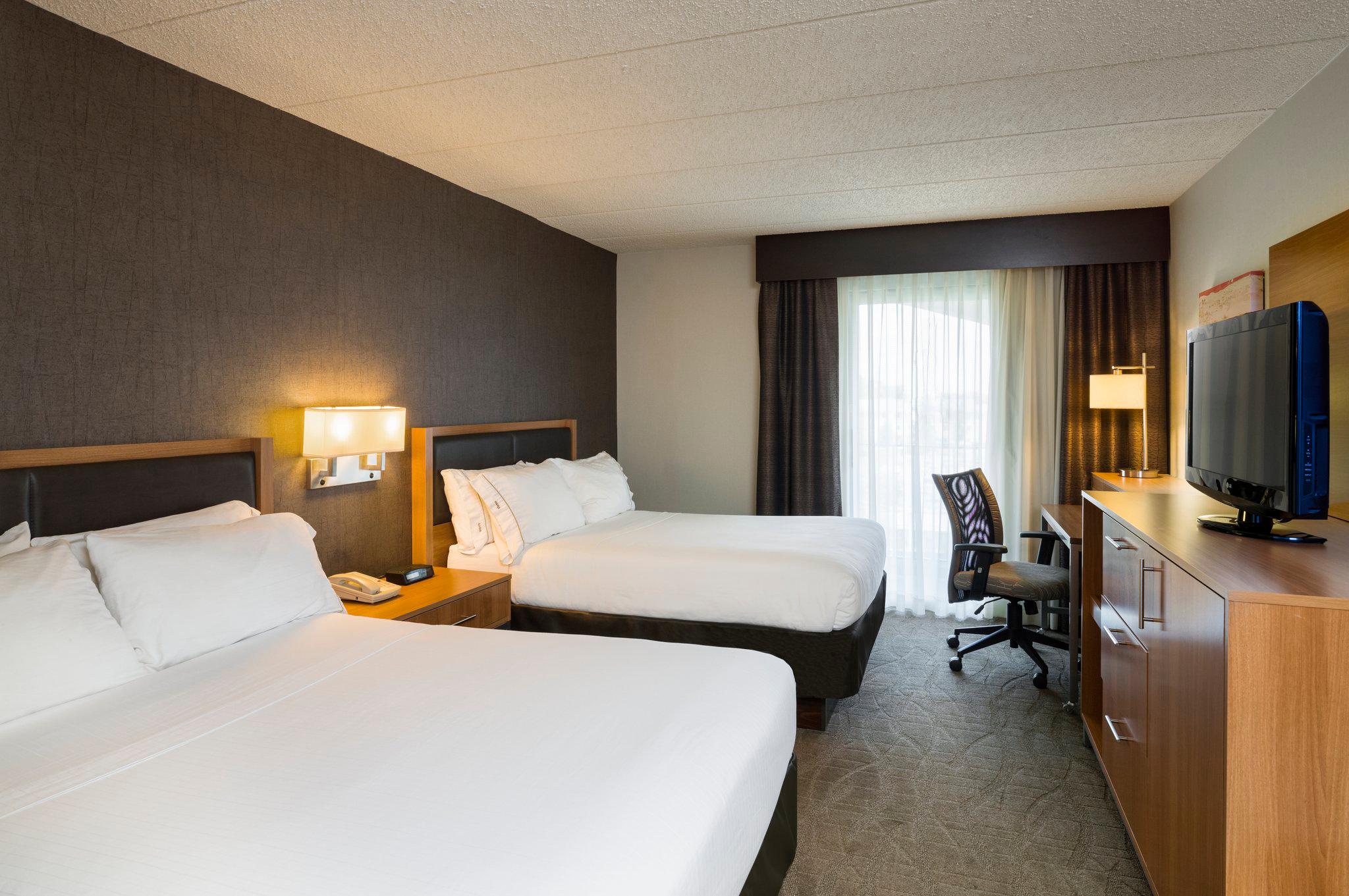 Holiday Inn Express & Suites King of Prussia Photo