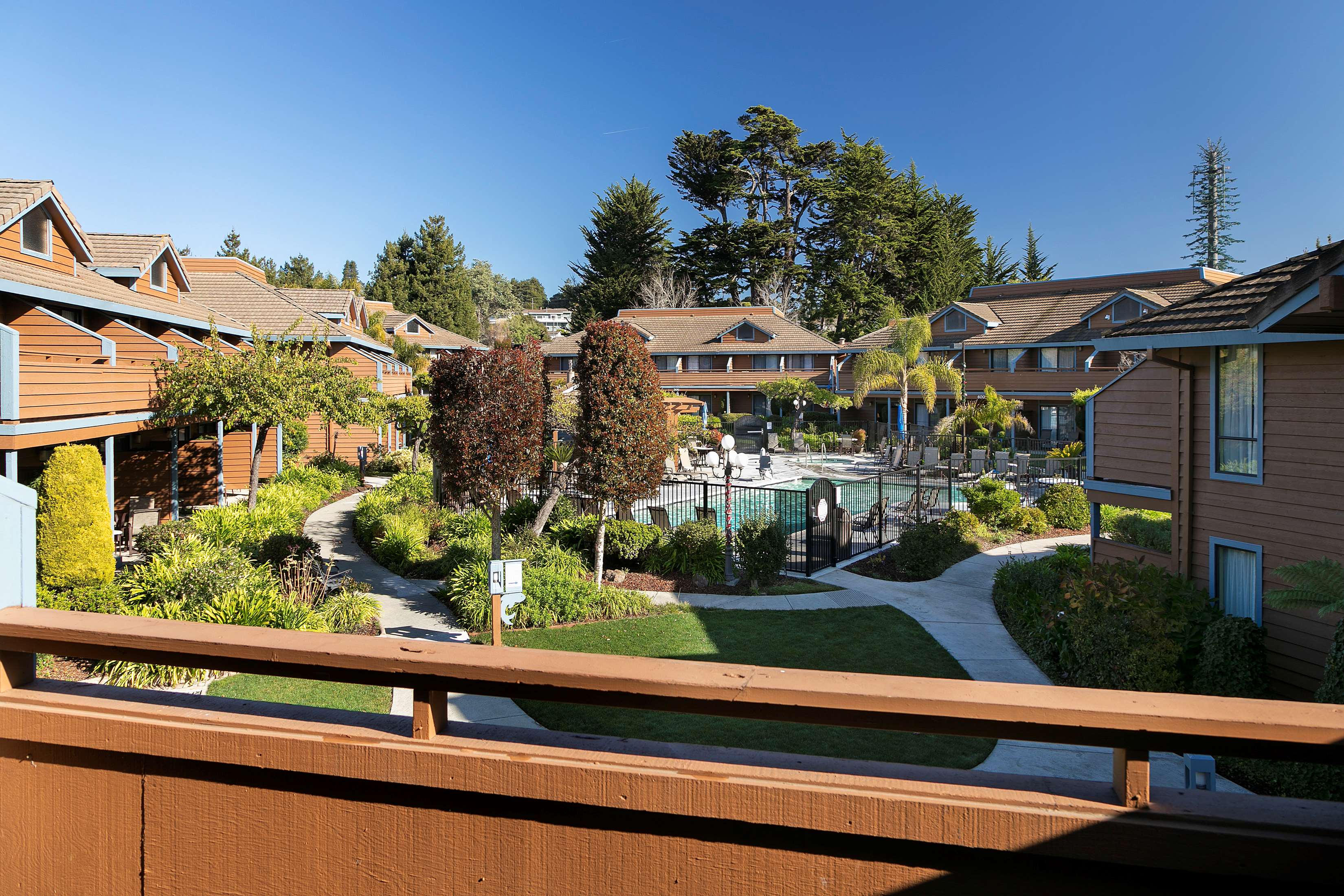 Best Western Seacliff Inn Photo