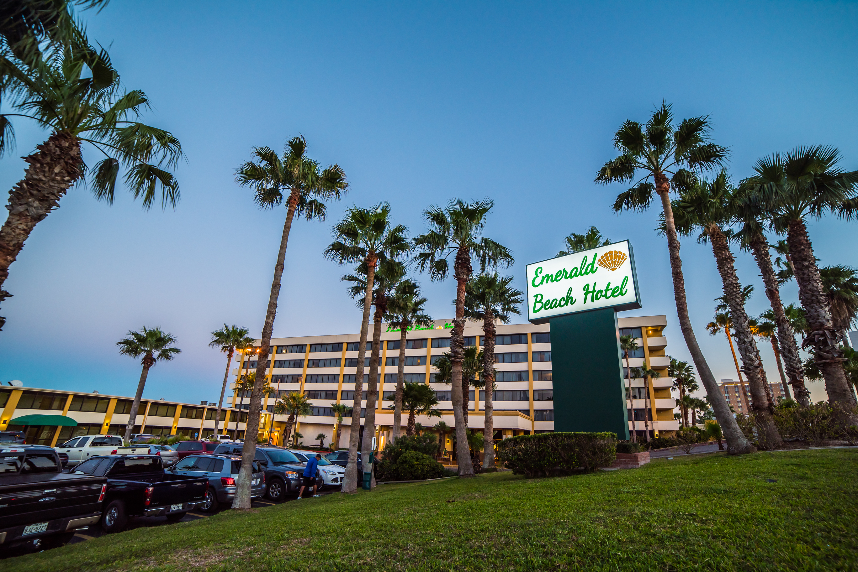 Emerald Beach Hotel Photo