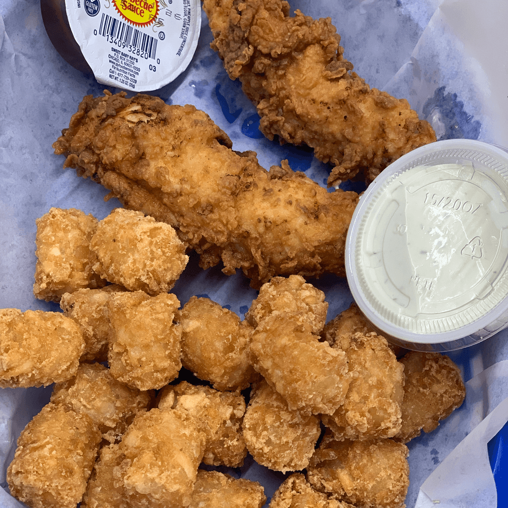 Chicken Tenders with Tots, Reg Or Spicy