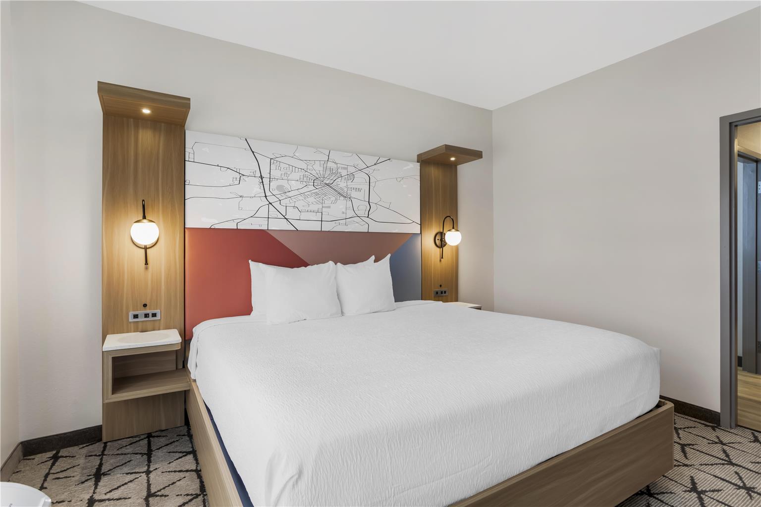 Best Western Plus Rose City Conference Center Inn Image