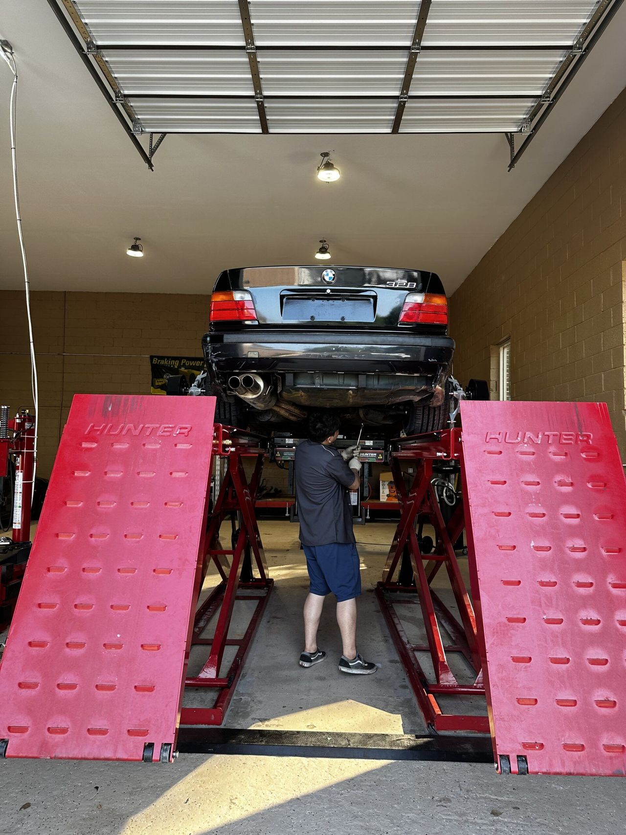 Lins Automotive Image