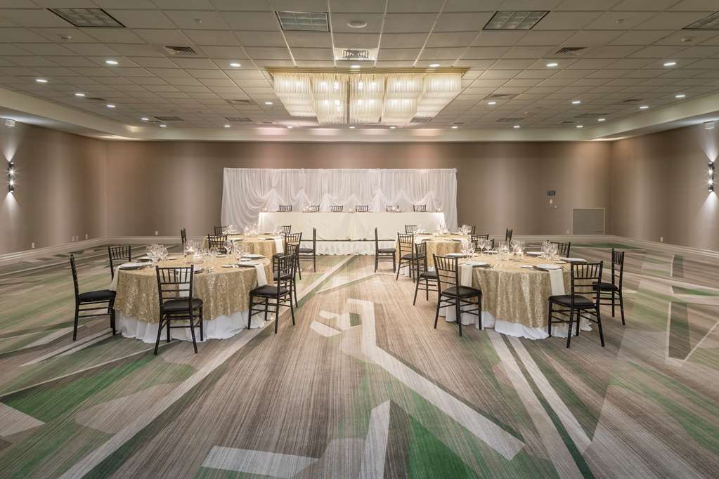 Hilton Birmingham Downtown at UAB Image