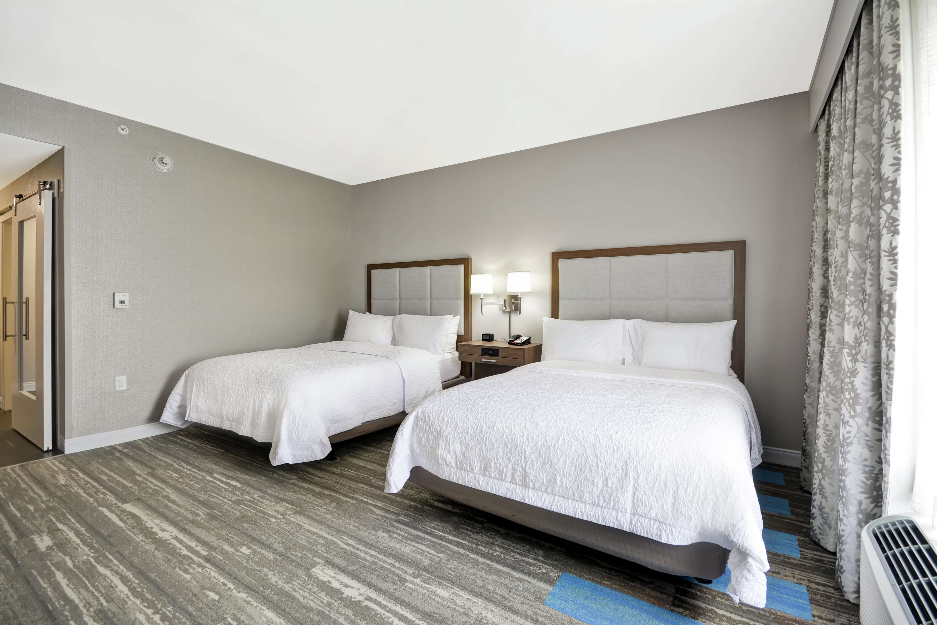 Hampton Inn Cincinnati/Blue Ash Photo