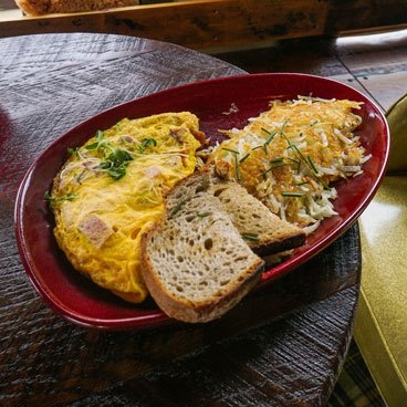 SMOKED HAM & CHEESE OMELET