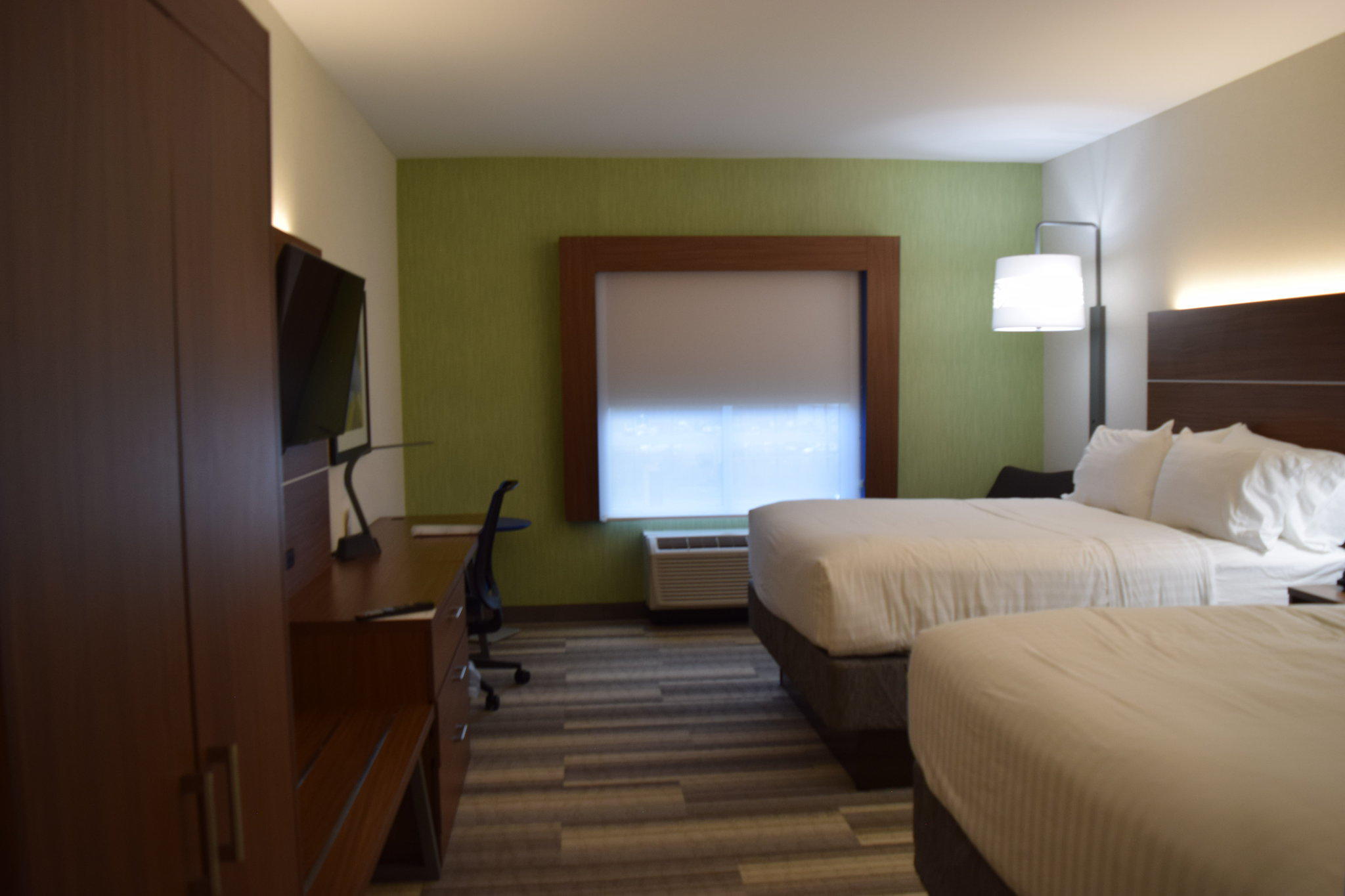 Holiday Inn Express & Suites Ithaca Photo