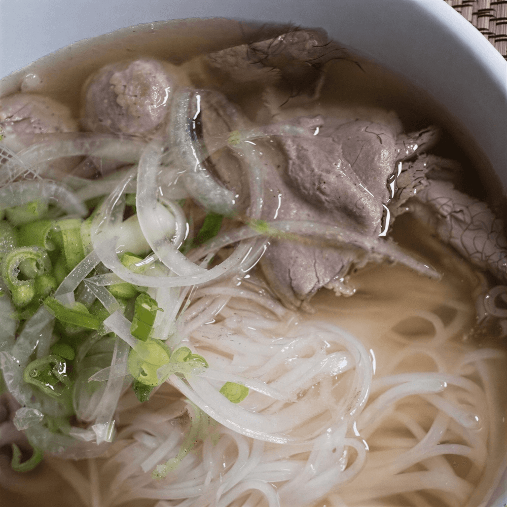 Pho (Vietnamese Beef Noodle Soup)