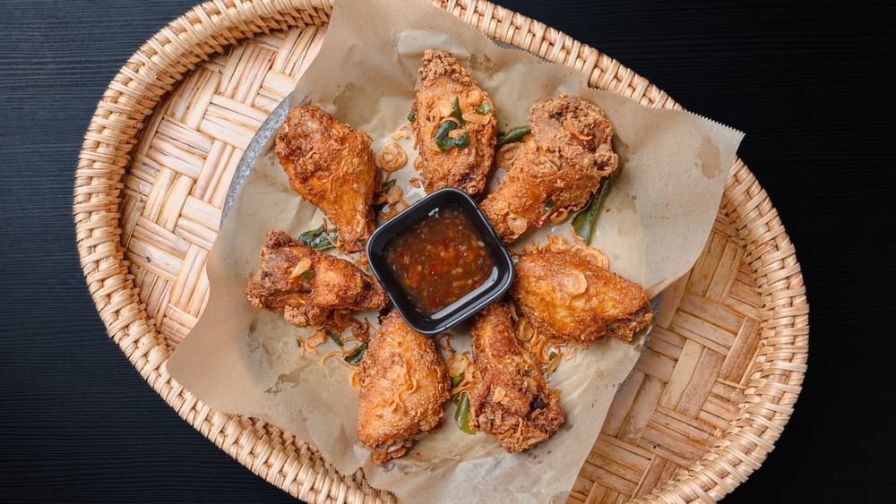 Lemongrass Chicken Wing ຈືນປີກໄກ່