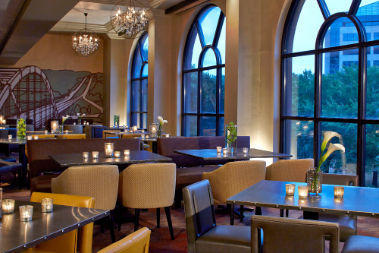 Images Renaissance Austin Hotel