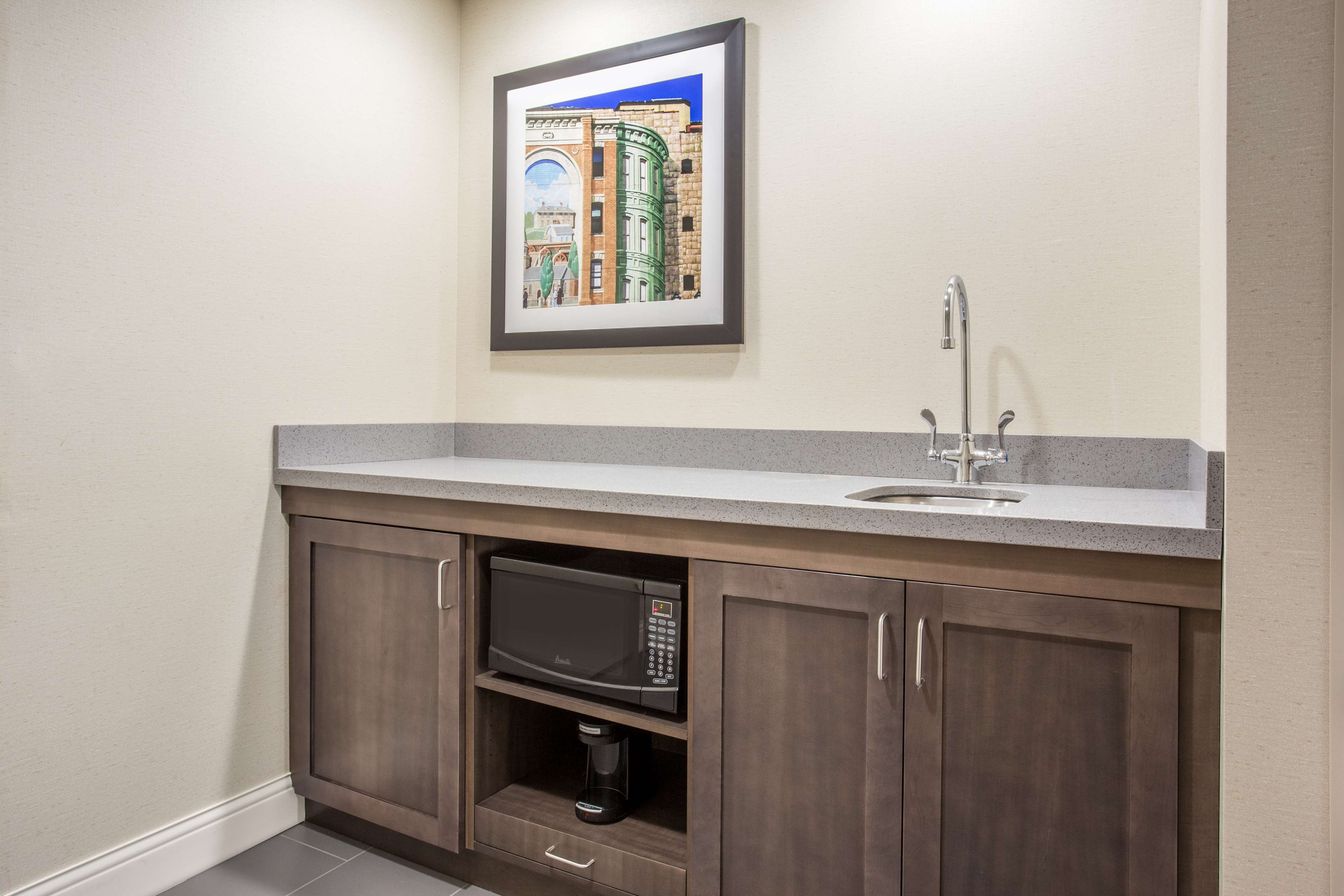 Guest room