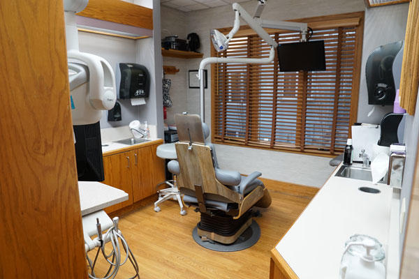 Aspenwood Dental Associates and Colorado Dental Implant Center Photo