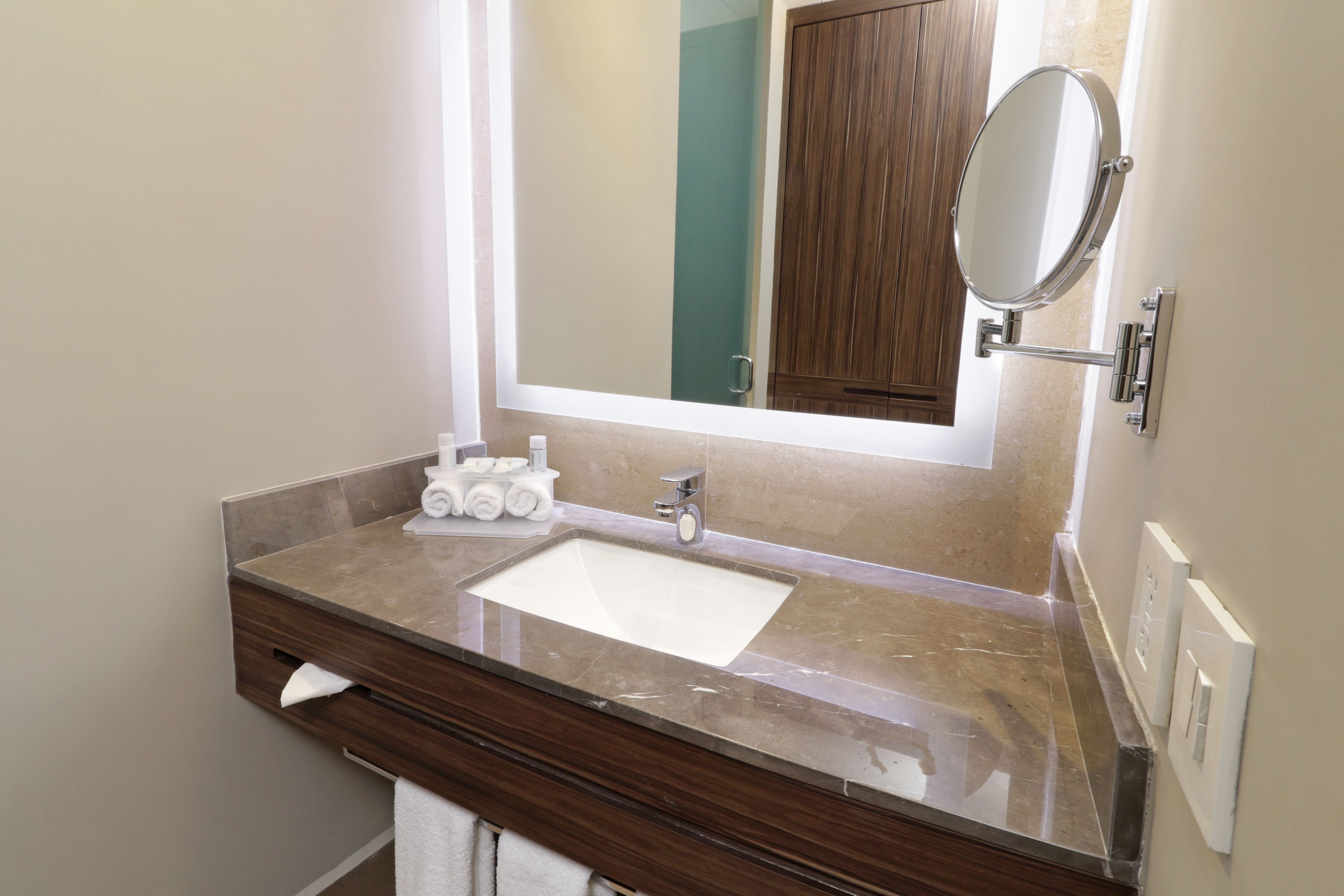 Images Holiday Inn Express & Suites Monterrey Valle
