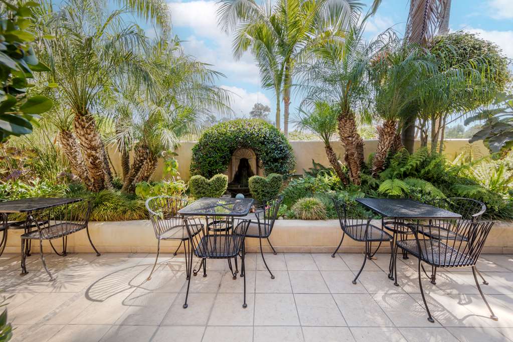 Best Western Plus South Coast Inn Image