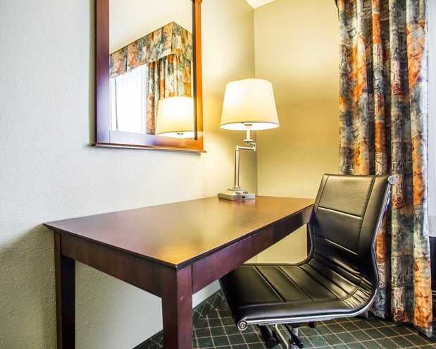 Images Quality Inn St. Robert - Ft. Leonard Wood
