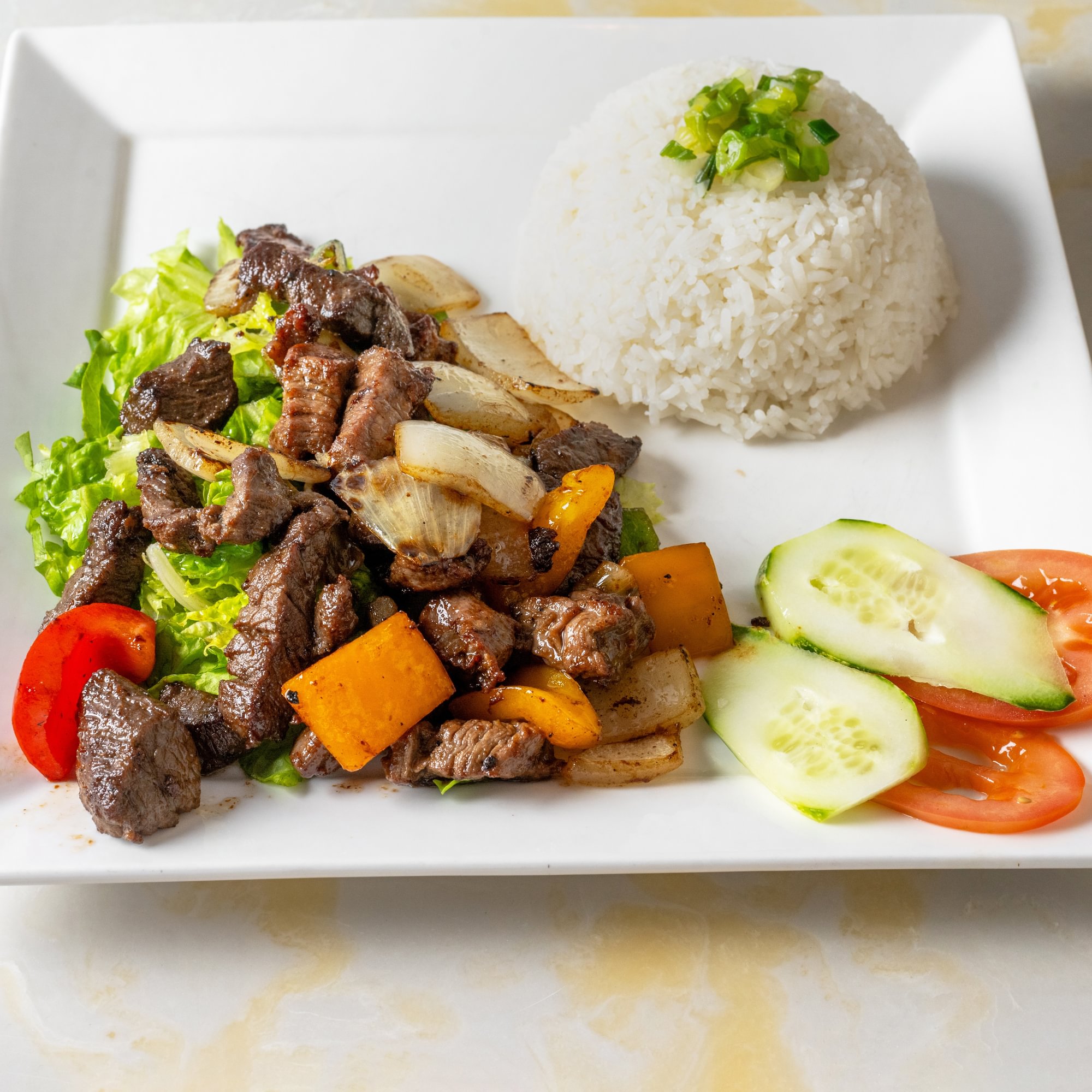 M9. Shaking Beef / Bò Lúc Lắc