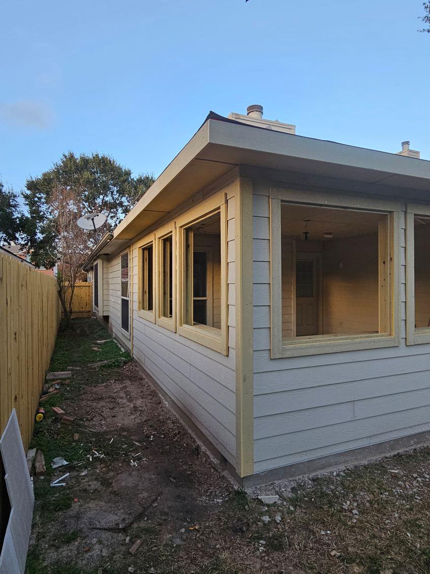 Hammond Remodeling & Construction Image