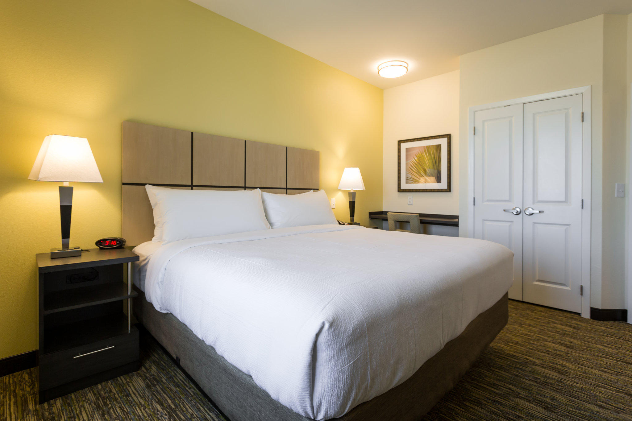 Candlewood Suites Buda - Austin SW Photo