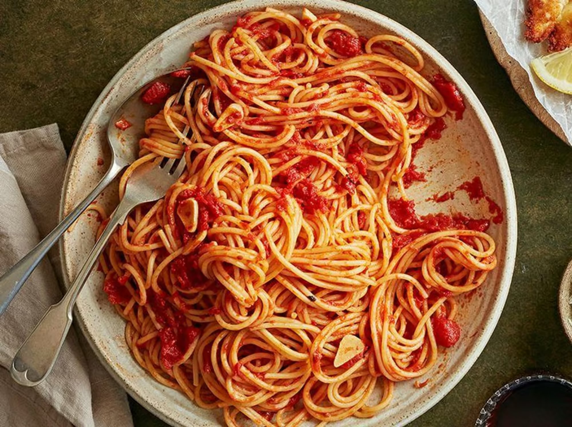 Pasta with Tomato Sauce
