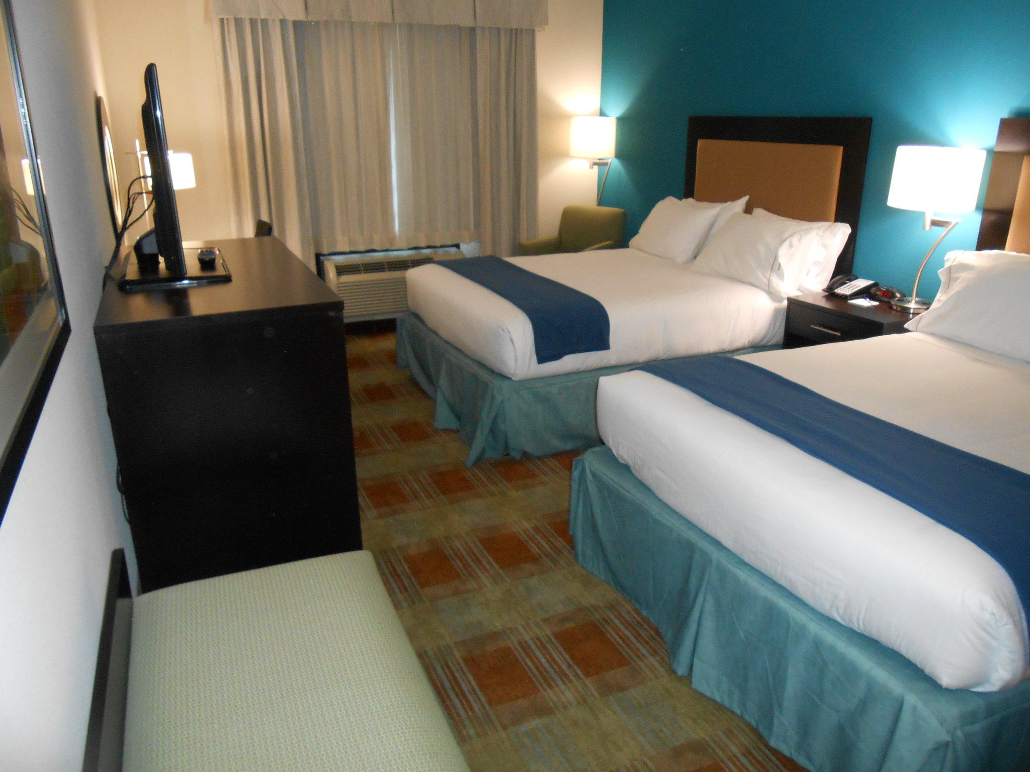 Holiday Inn Express & Suites Houston Northwest-Brookhollow Photo