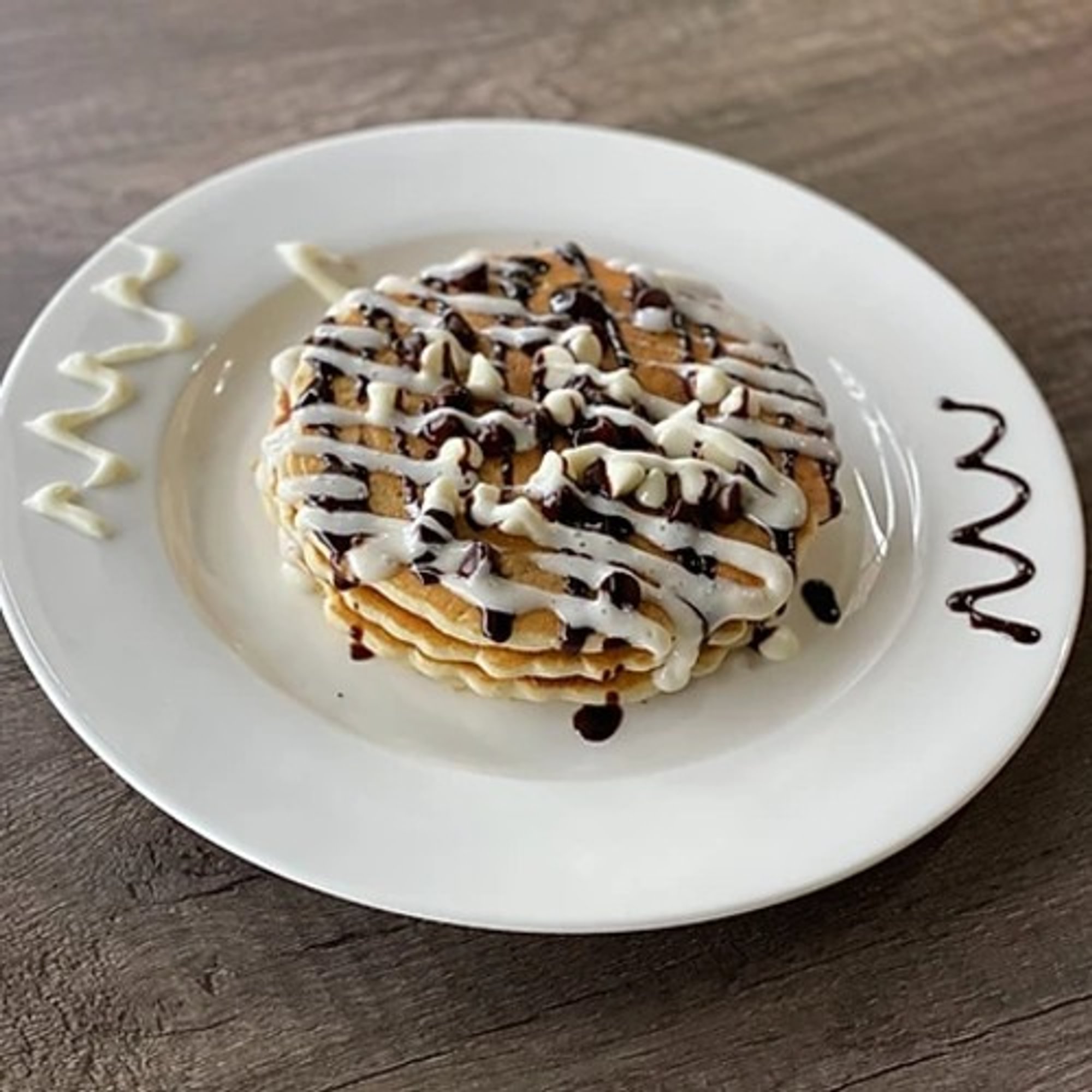 Black and White Pancakes (3)