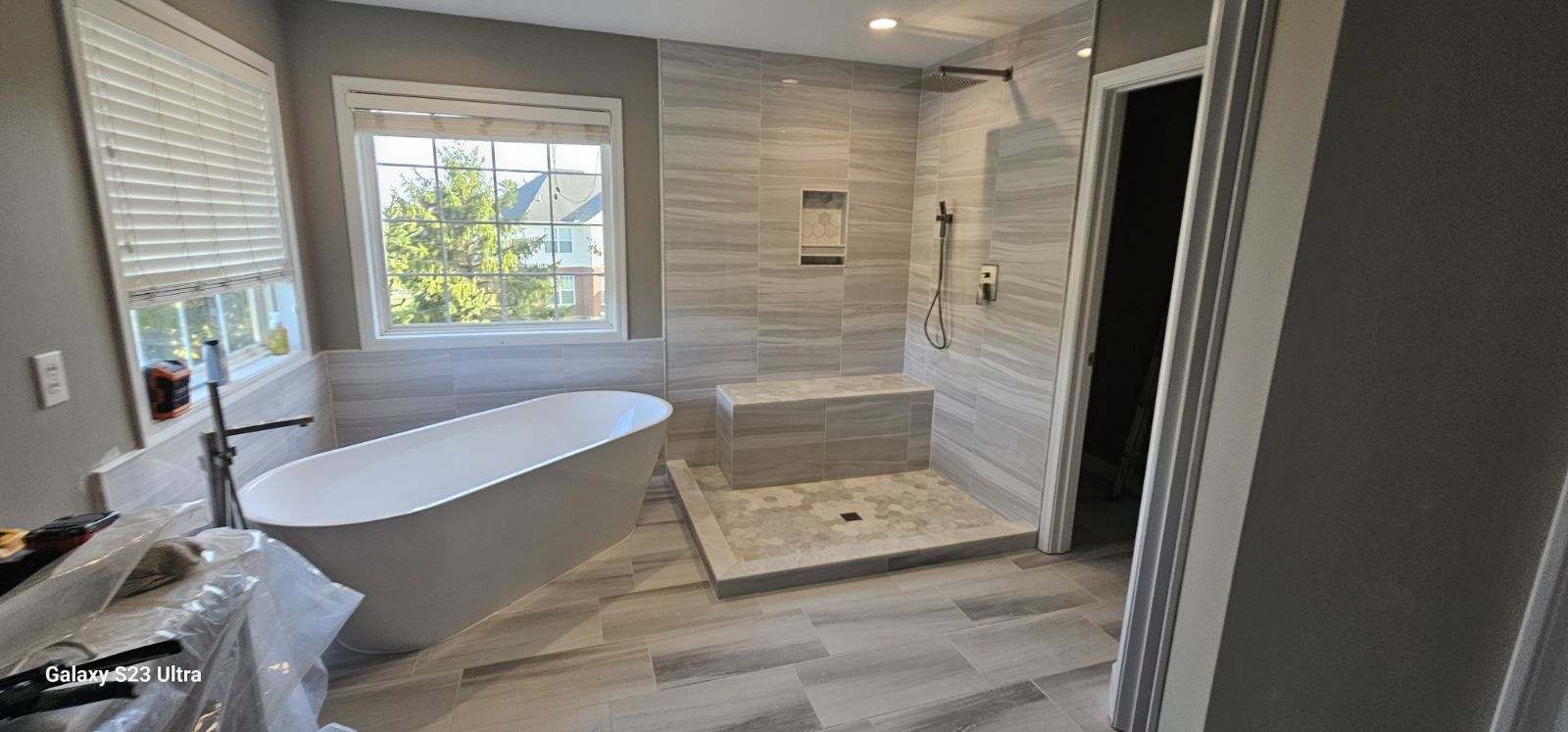 Two Women Contractors Image