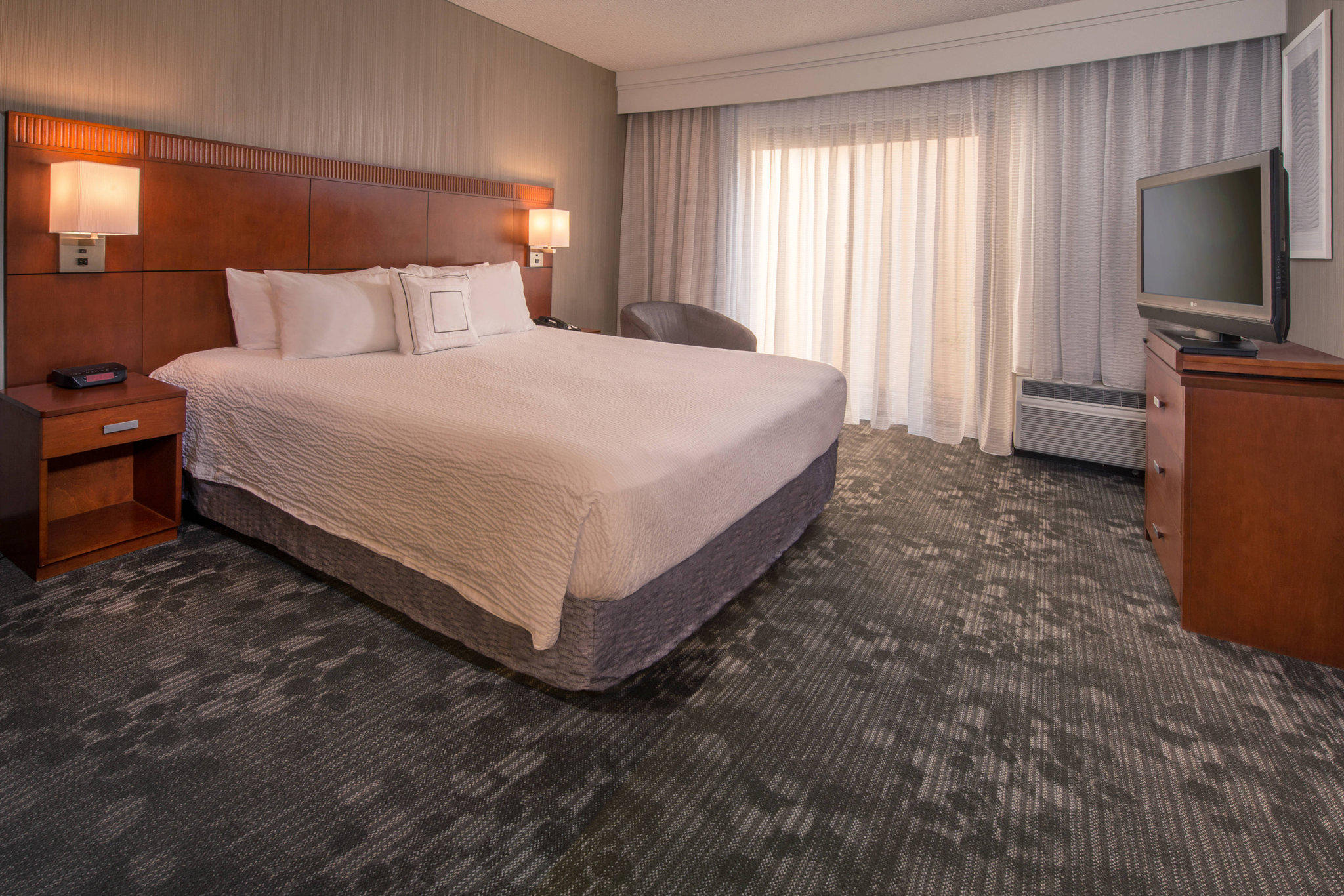 Courtyard by Marriott Columbia Photo