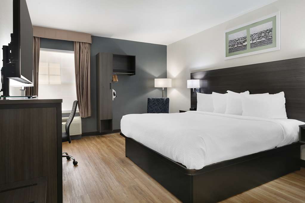 Best Western Mystic Hotel Image