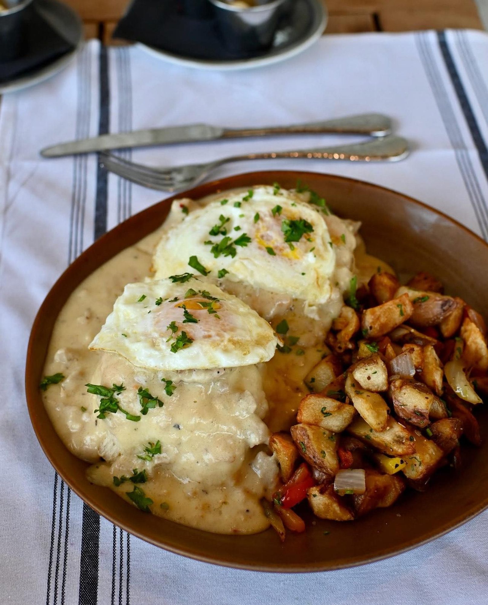 Biscuits N' Gravy