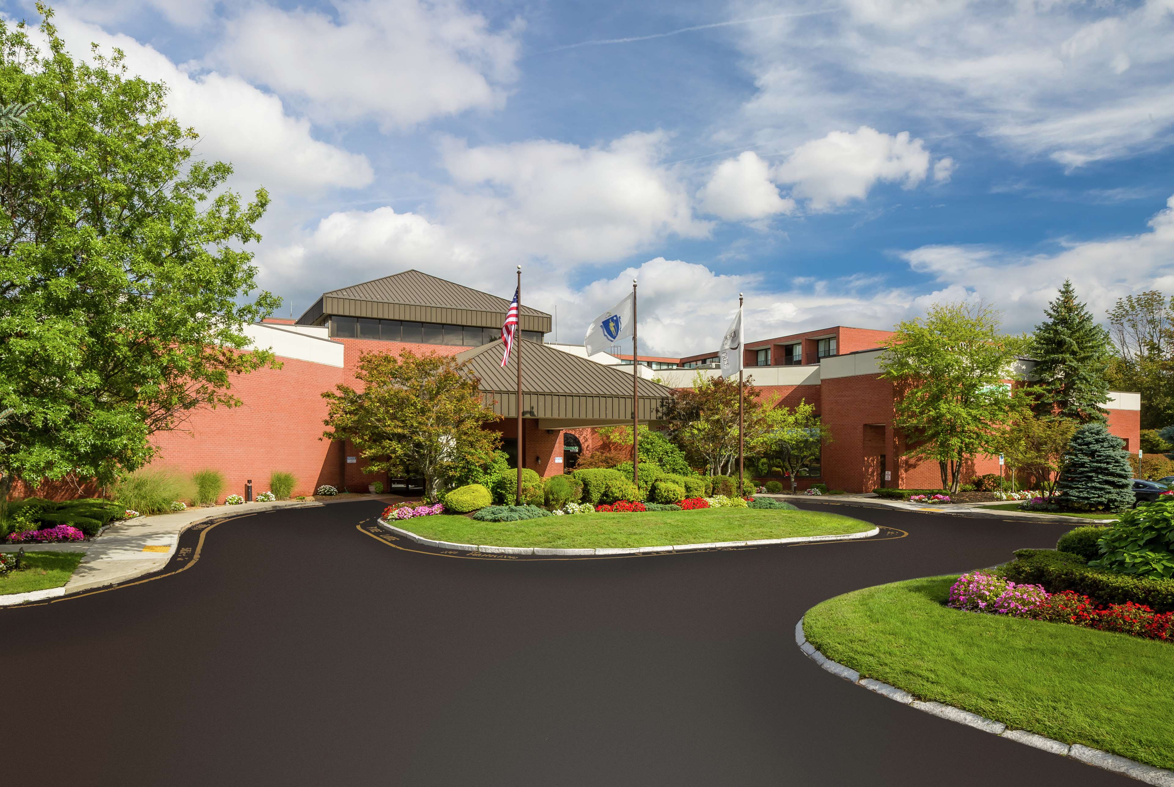 DoubleTree by Hilton Hotel BostonAndover 123 Old River Road, Andover