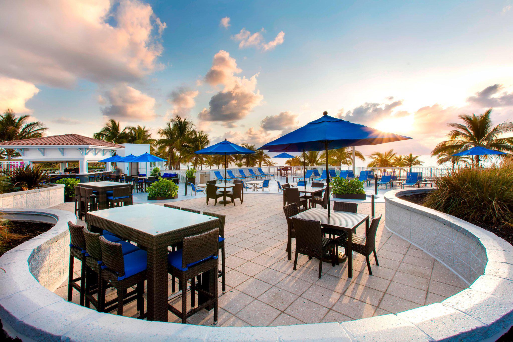 Courtyard by Marriott Fort Lauderdale Beach Photo