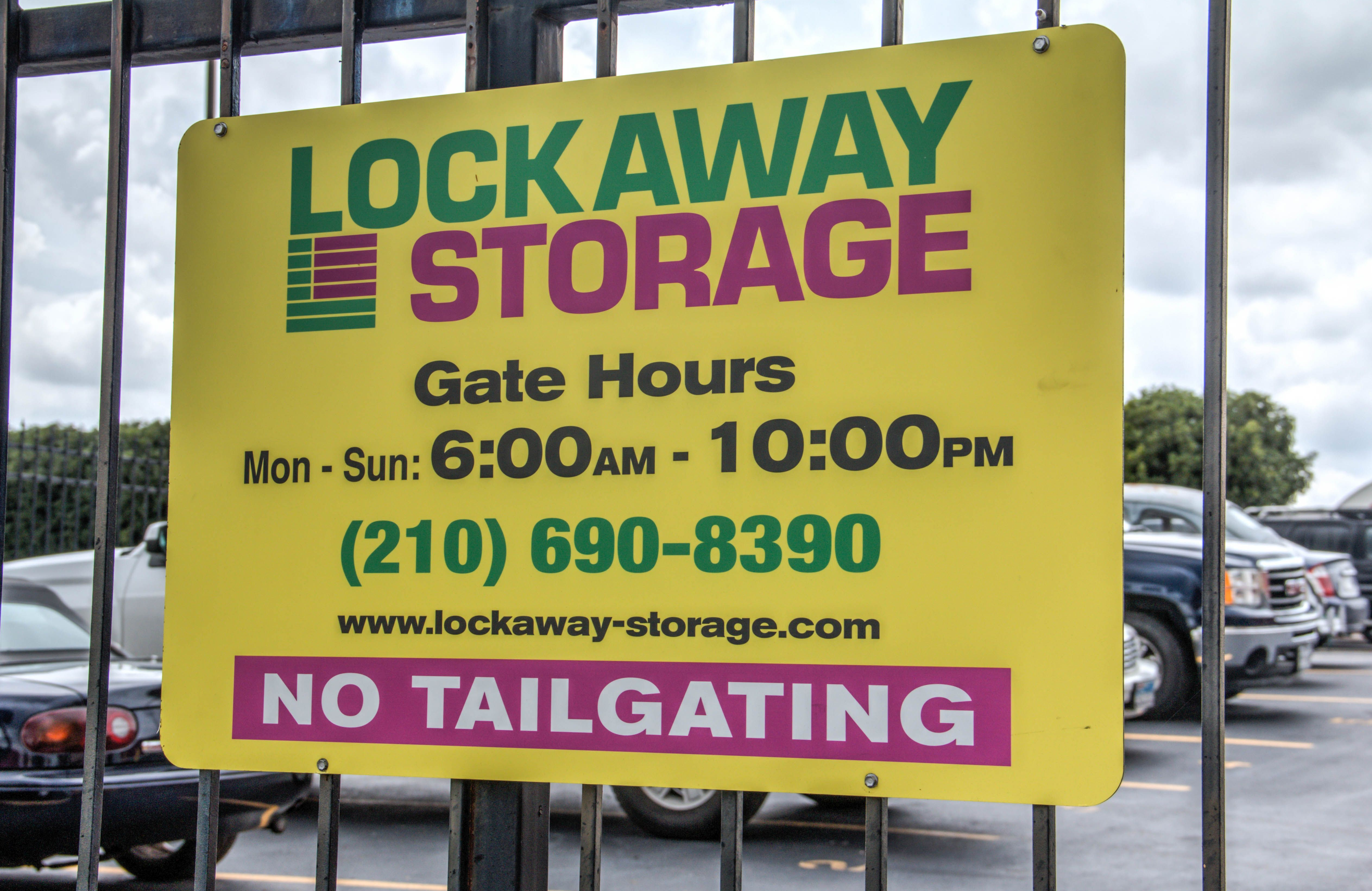 Lockaway Storage - Babcock Photo