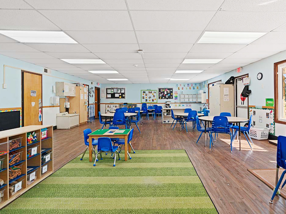 Skyrise School on Country Woods Drive Image