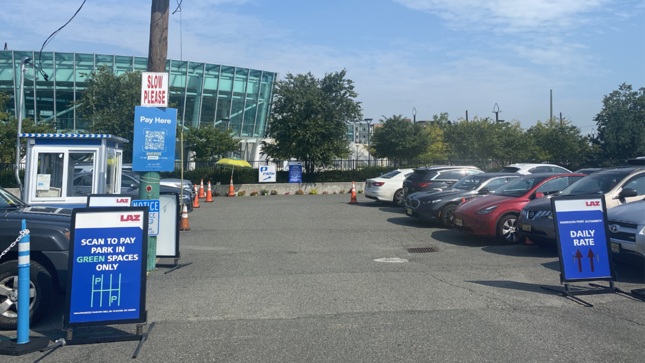 LAZ Parking - Port Authority Harrison