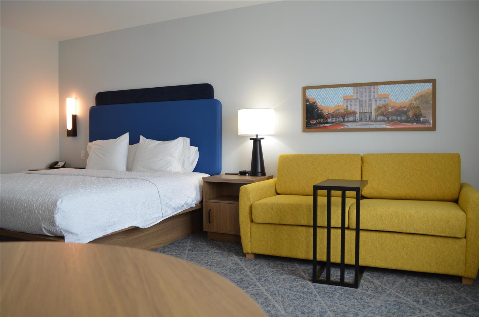 Hampton Inn & Suites by Hilton Tomball Houston NW Image