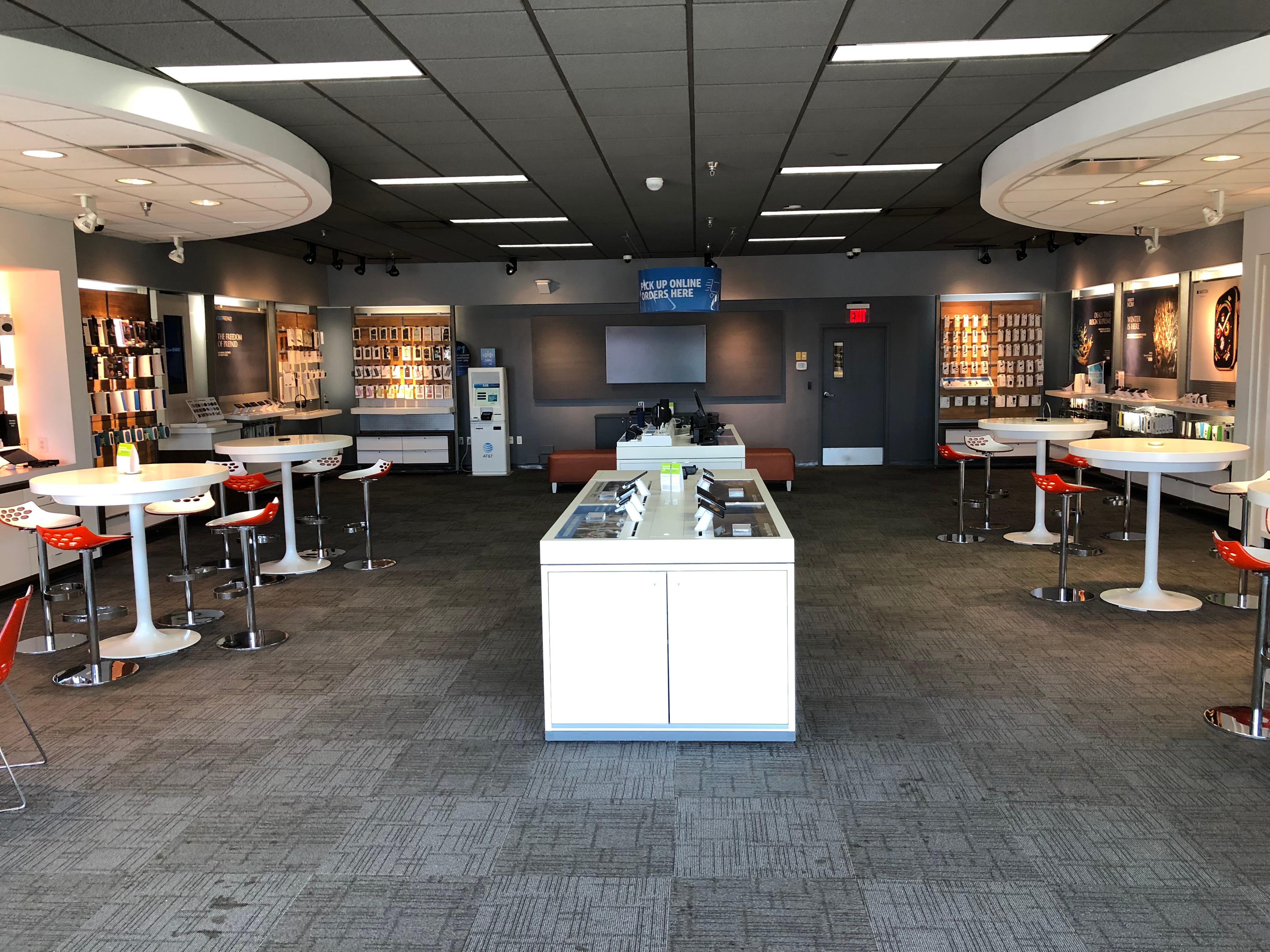 AT&T Store Photo