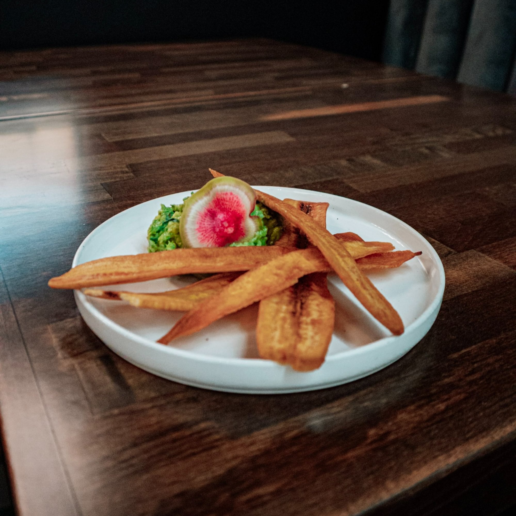 Chips & Guac (Plantain Chips & Guacamole)