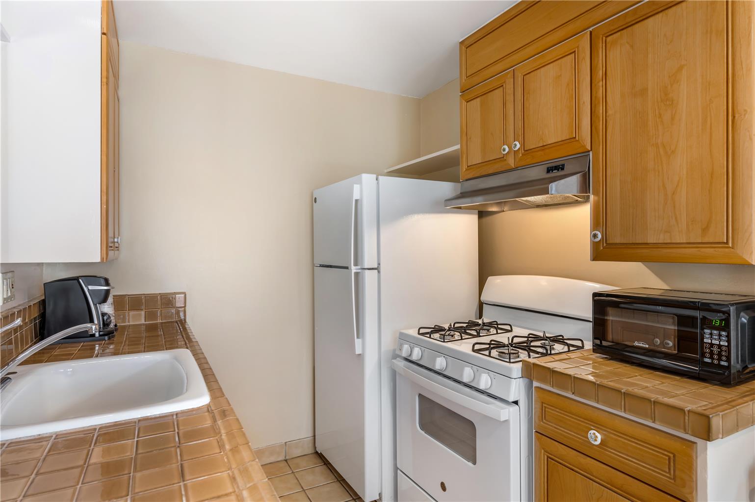 Best Western Plus Santa Barbara Image