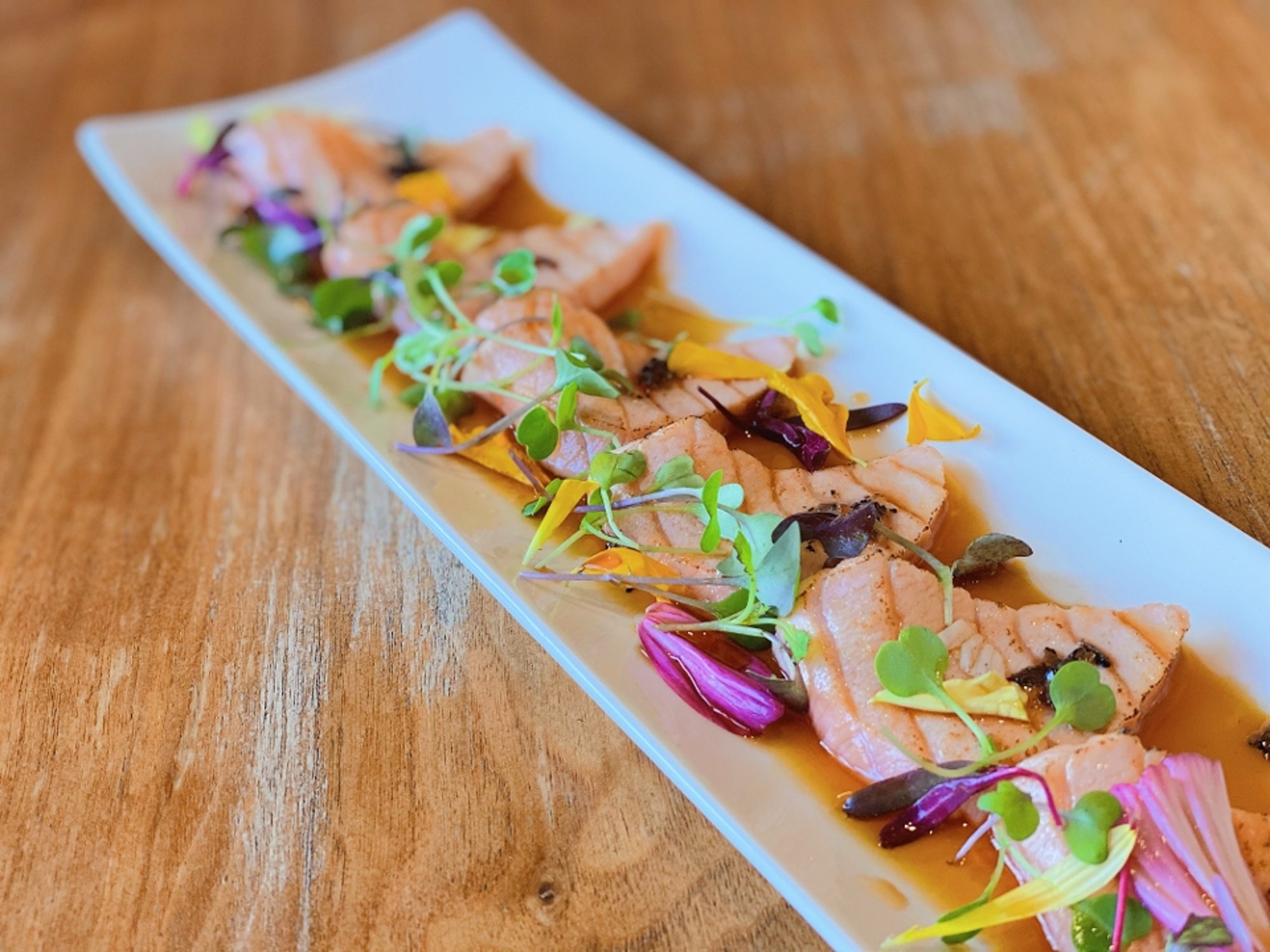 Salmon with Citrus Truffle (6pc)