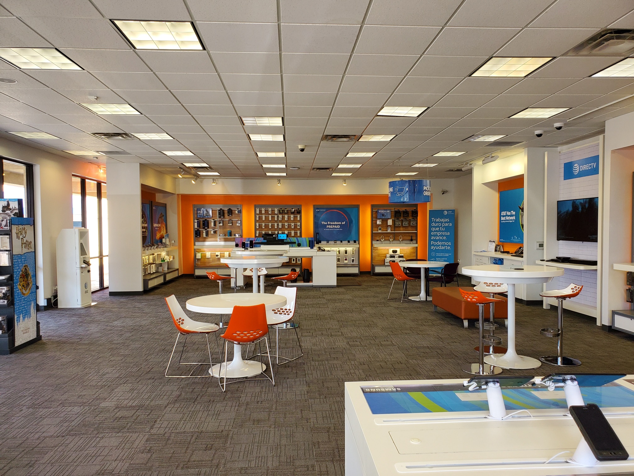 AT&T Store Photo