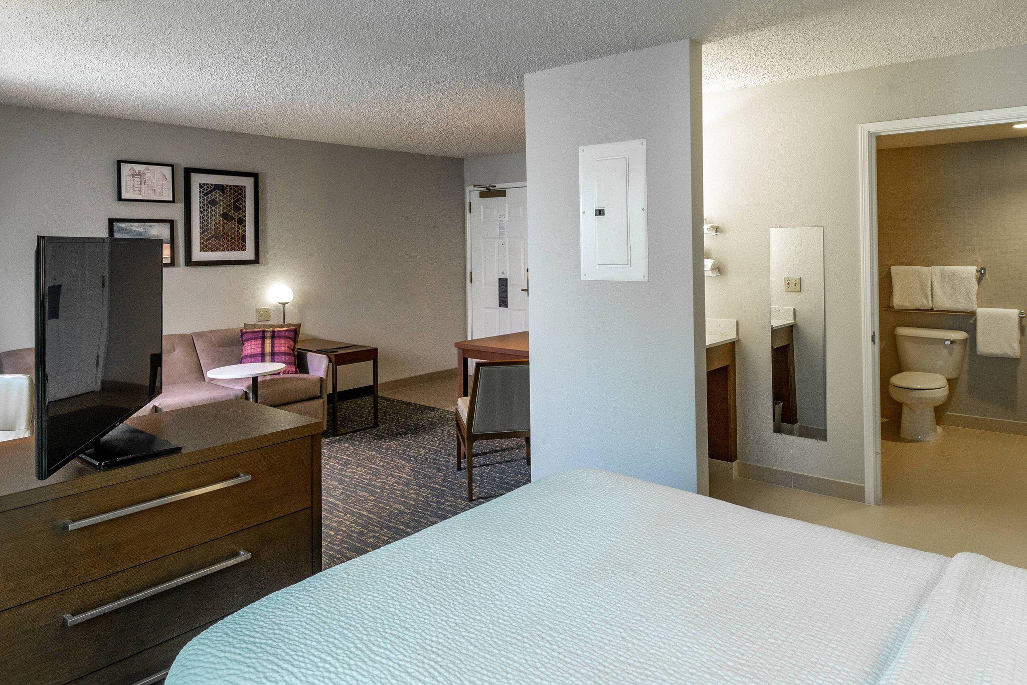 Residence Inn by Marriott Anchorage Midtown Photo