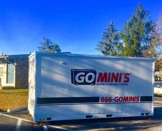 Go Mini&apos;s Logo