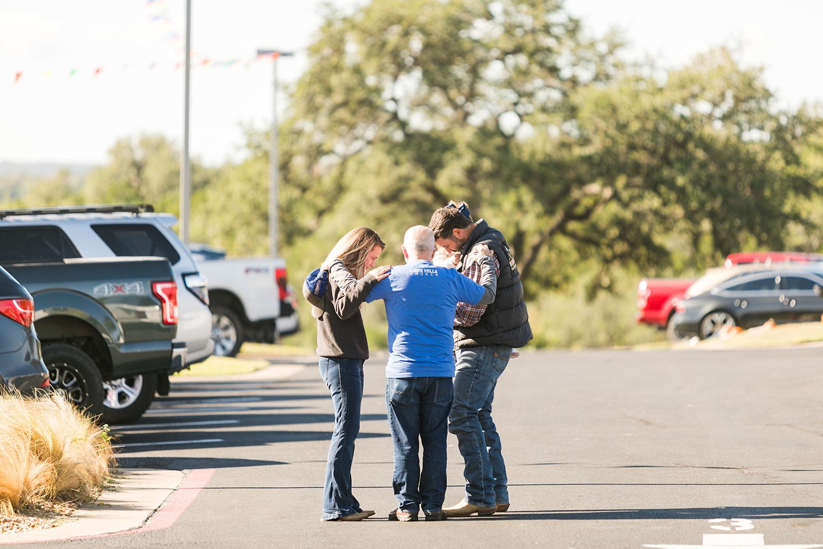 Lake Hills Church Image